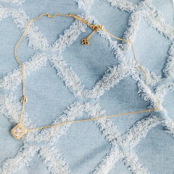 Alicia Bonnie Aurora Gold White Crystal Pendant Necklace Trendy Jewelry - Picture 2 of 3